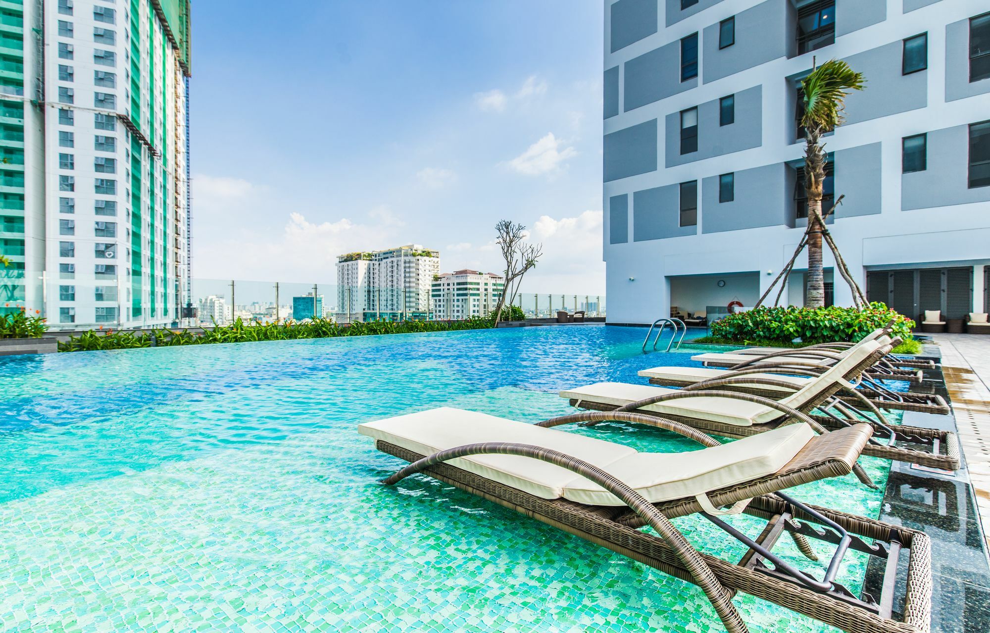 Vitamin Smiles Rivergate Ho Chi Minh City Exterior photo