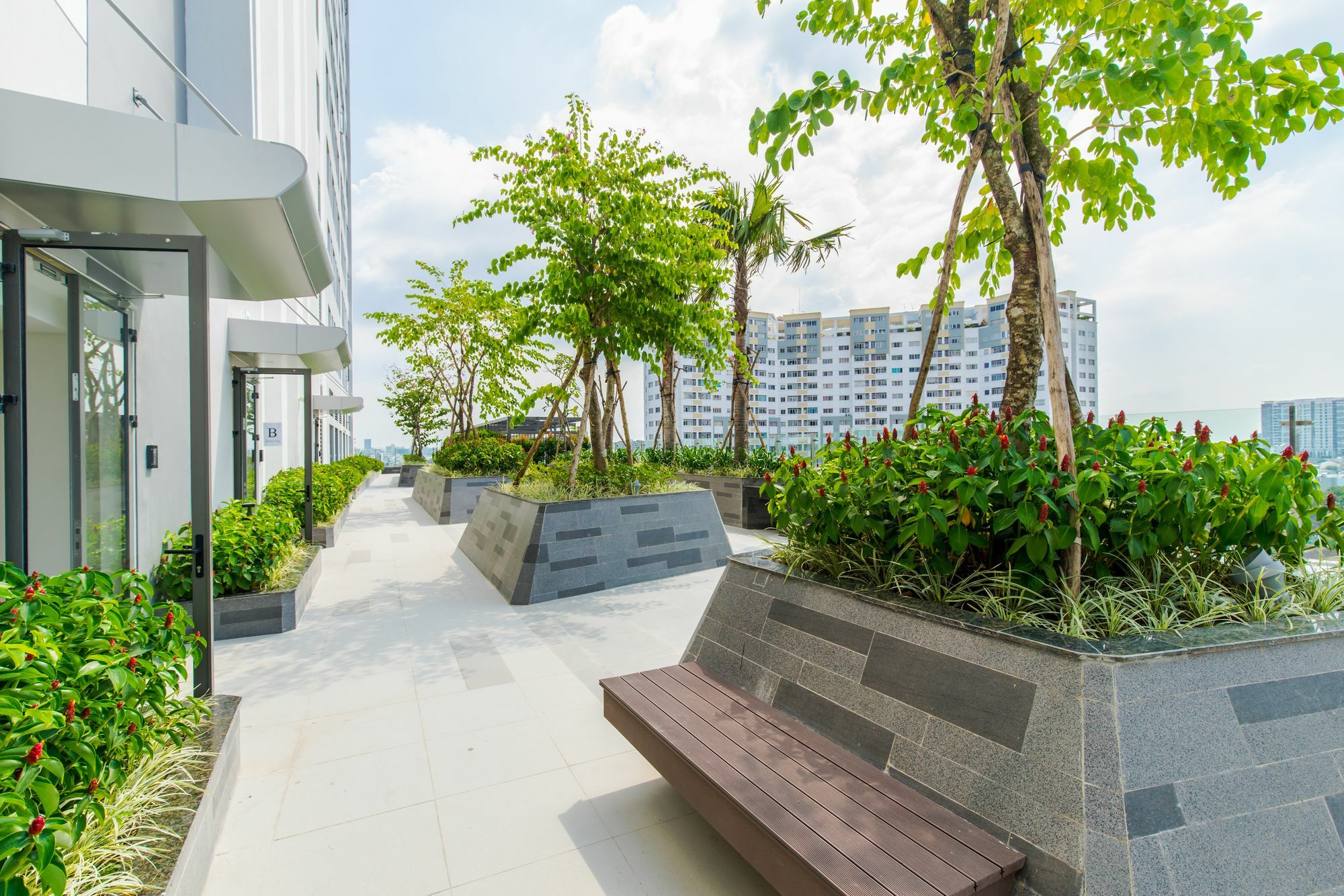 Vitamin Smiles Rivergate Ho Chi Minh City Exterior photo